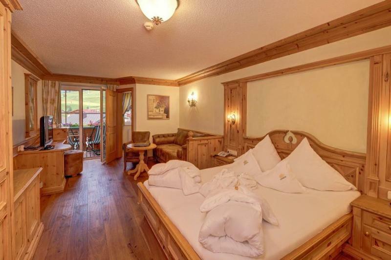 Alpenrose Leading Family Hotel & Resort Лермос Екстериор снимка